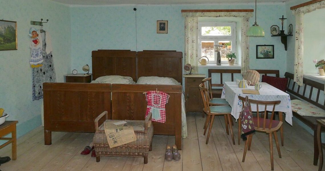 Comment_vider_votre_grenier_sans_stress_?_Les_étapes_essentielles_à_suivre