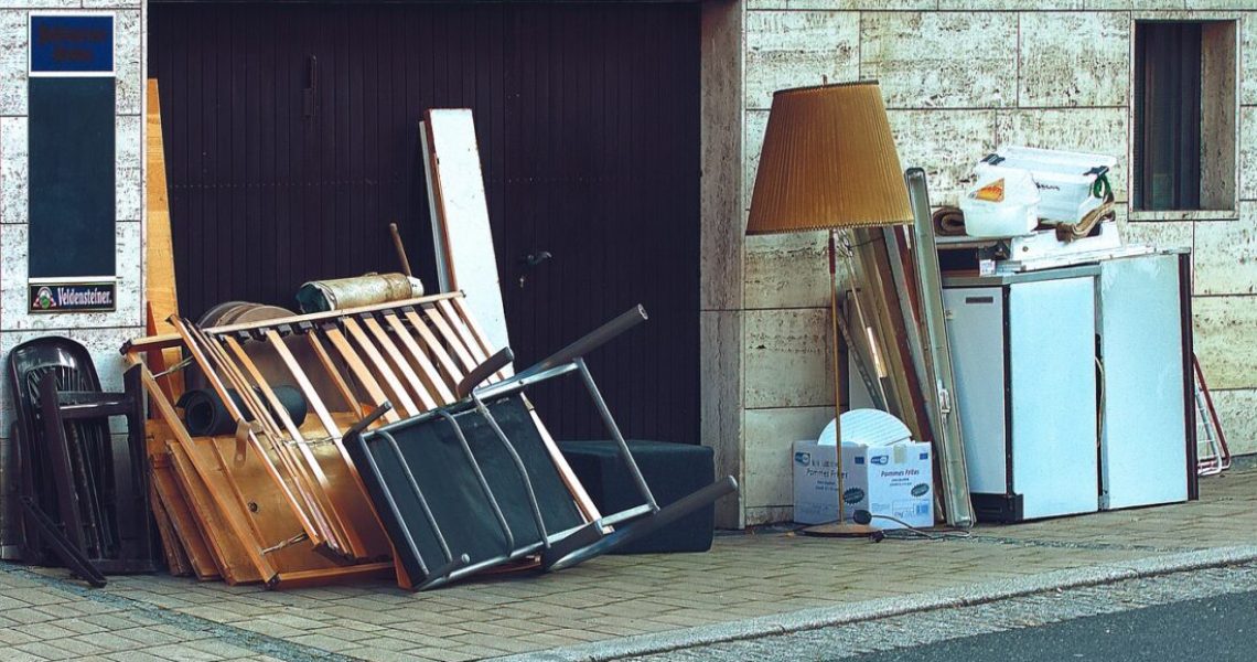 Naviguer_à_travers_le_débarras_de_succession_:_conseils_pour_faire_le_tri_dans_la_maison_familiale